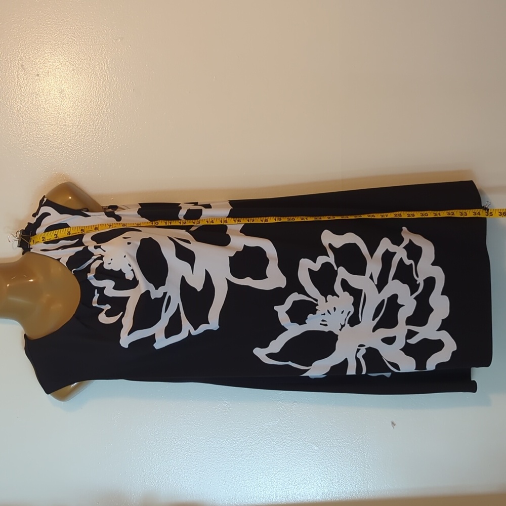 Black w/2 Large Floral designs on front & back